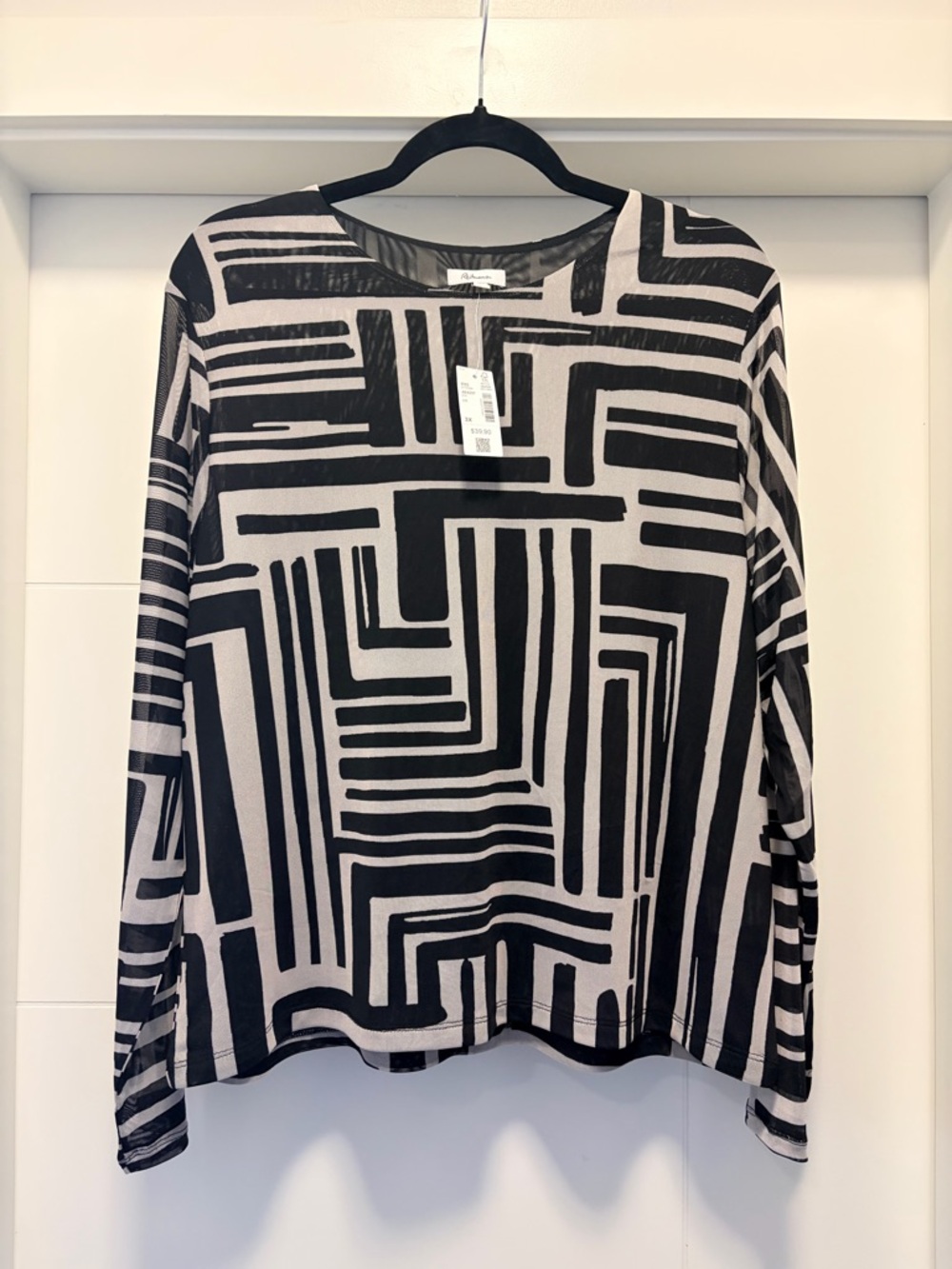 3X Geometric Print Long Sleeve Top - Black & Cream